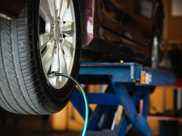 Por que o Calibrador de Pneus Digital é Essencial para a Manutenção Automotiva?