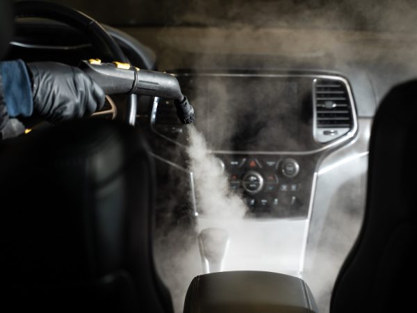 Como a Lavagem a Vapor Pode Beneficiar Sua Oficina