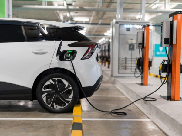 Como preparar sua oficina para atender veículos elétricos com mais confiança técnica?